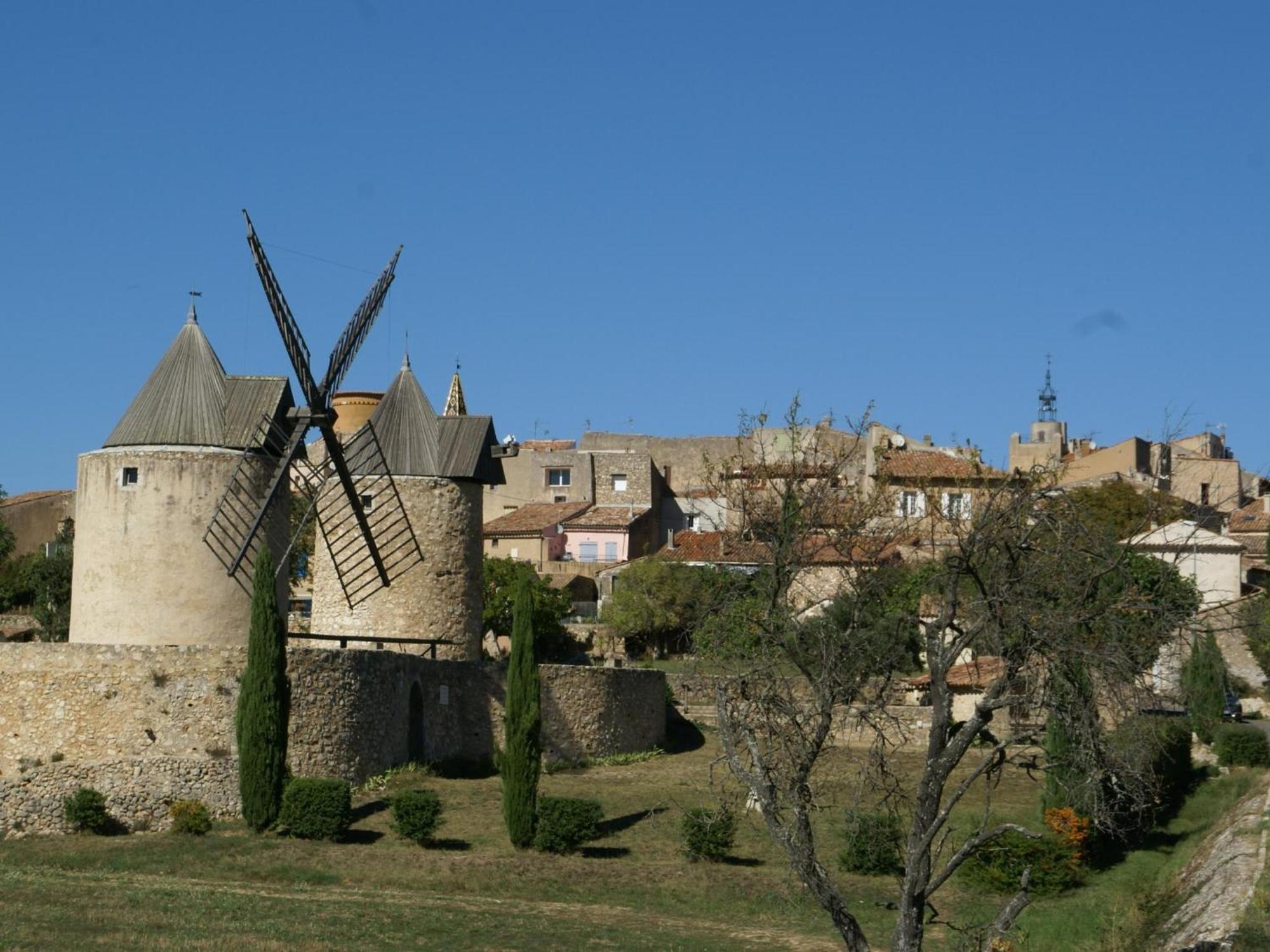 Villa Les Burons Aups Exterior foto